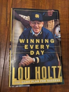 Lou Holtz Winning Every Day Football Basketball Baseball Life Coaching Book - Picture 1 of 2