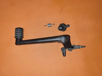 Palanca de freno de pie KTM DUKE 125 (22.03.2019)  Foto 1 de 2