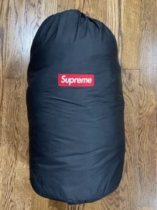 Supreme The North Face S Logo Dolomite 3S-20 Sleeping Bag Black FW20 - Picture 1 of 24