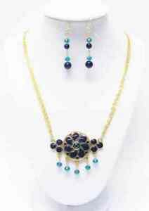 Black & Gold Cabochon w/Emerald Glass Bead Necklace/Earrings