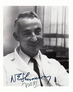 Norman E. Shumway original autograph on photo surgeon heart transplantation - Picture 1 of 2