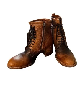 BOTA PATRICIA NASH MARRÓN CUERO ENVEJECIDO CON CORDONES TALLA 40 HECHA EN ITALIA - Imagen 1 de 5