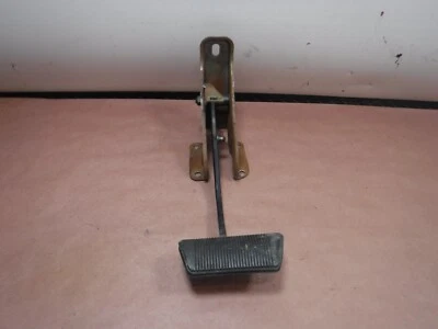 Conjunto de pedal de freno de transmisión automática Jeep Grand Cherokee ZJ 93-98 Foto 1 de 3