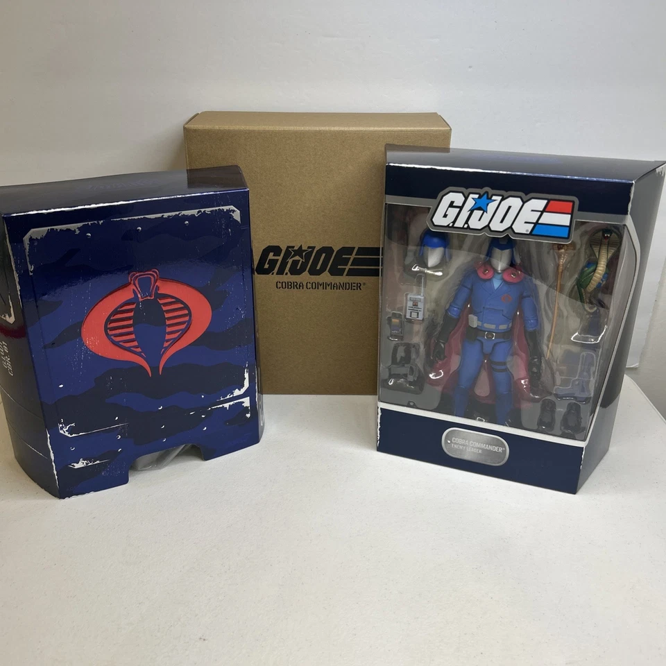 Super7 G.I. Joe Cobra Commander - ULTIMATES 7 in Action Figure