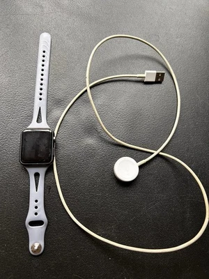 Apple Watch 7000 Series Aluminum 42mm - Image 1 of 4