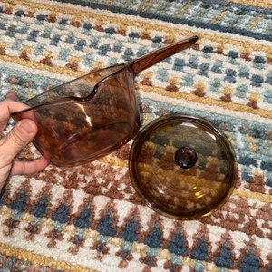 Corning Ware Vision Braunglas Kochgeschirr 10 cm Soßentopf Pfanne Ausgießer & Pyrex Deckel - Bild 1 von 4
