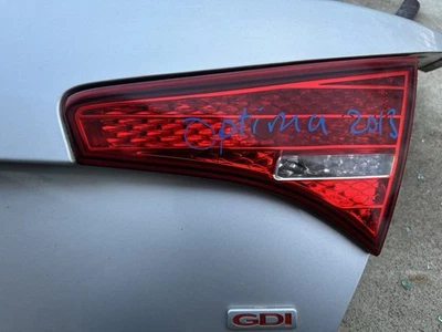 Lámpara de luz trasera derecha interior Kia Optima 2011-2013 OEM montada en maletero GDI sedán Foto 1 de 4