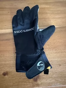 LEFT ONLY Showers Pass Artex Waterproof Breathable Cycling Glove Mens Medium - Picture 1 of 3