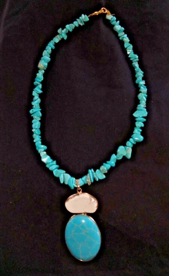 Collar y colgante con cuentas Howlita turquesa, mágico, llamativo Foto 1 de 4