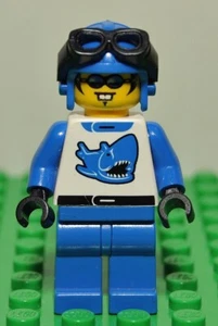 Lego Town Race Pilota twn002 squalo casco occhiali blu set 6714 6617 anno 2000 - Foto 1 di 2