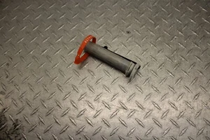 2002 SUZUKI SV650S RIGHT THROTTLE GRIP - Picture 1 of 10