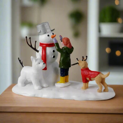 Lemax Christmas Village Doggone Winter Fun #33634 Table Accent Decor Dogs