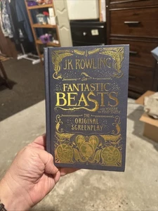 Fantastic Beasts and Where to Find Them: The Original Screenplay - New - Picture 1 of 5
