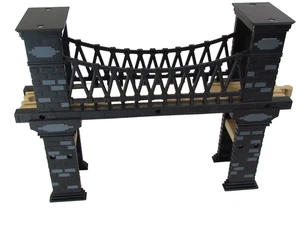 Imaginarium Puente de Plástico Negro Madera Pistas Ferroviarias Línea Metro Mesa de Tren - Imagen 1 de 3