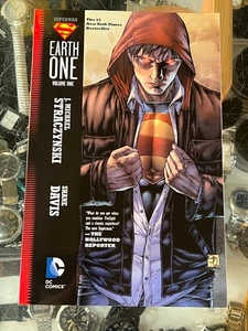 SUPERMAN EARTH ONE VOLUME ONE DC COMICS J. MICHAEL STRACZYNSKI PAPERBACK - Picture 1 of 15