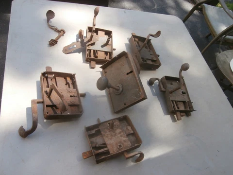 Antique Door Hardware Thumb Latch Knob Parts Salvage Lot Cover