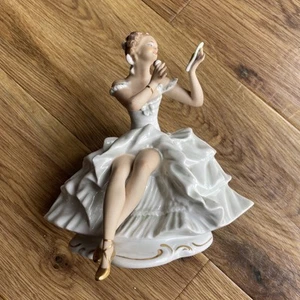 Vintage Wallendorf 1764 ~ Seated Ballerina with Mirror ~ 18cm ~ Ballet Dancer - Picture 1 of 8