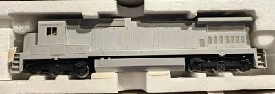 Atlas Master Silver Series HO Scale Dash 8-40C Diesel UNDECORATED - Image 1 of 4