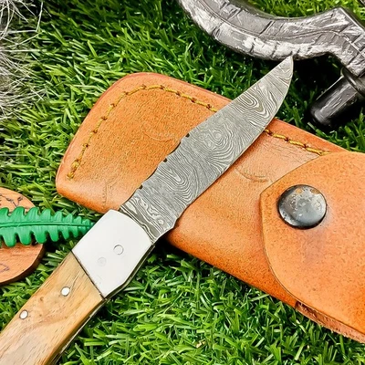 Custom HANDMADE Premium Damascus Pocket Folding Knife BACK LOCK, TN-9367 - Image 1 of 4