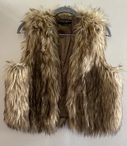 Dorothy Perkins Faux Fur Gillet | Size M UK | Sleeveless Brown Cream Body Warmer - Picture 1 of 10