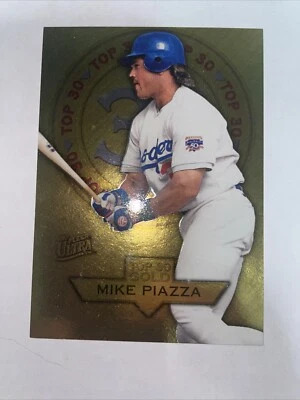 1997 Fleer Ultra - Top 30 Gold Proof #6 Mike Piazza - Image 1 of 2