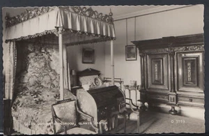 Scotland Postcard - Queen Mother's Bedroom, Glamis Castle RS9273 - Picture 1 of 4