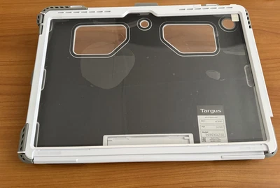 Targus Healthcare Case for Dell Latitude 7320 Detachable White/Gray - THZ893GLZ - Image 1 of 4