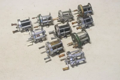 Lote de 10 carretes de fundición vintage piezas o reparación Shakespeare South Bend Pflueger Foto 1 de 4