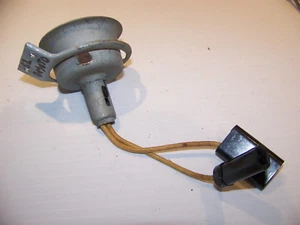 Desoto 1952 bajo tablero luz de cortesía enchufe y arnés OEM Fireflight - Imagen 1 de 5