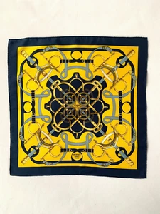 Hermes Woman Scarf Carres 45 Gavroche Eperon D'or Golden Spur Navy Yellow Silk - Picture 1 of 7