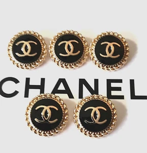 Boutons de rechange occasion Chanel, lot de 5 pièces, 19 mm, or/noir - Photo 1/3