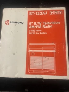 Vintage 1984 Samsung - Model BT-123AJ . Portable 5" B/W TV &AM FM   BRAND NEW - Picture 1 of 7