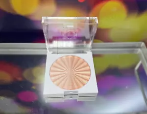 OFRA Cosmetics ~ Full Size Milk & Cookies Highlighter ~ BNIB - Picture 1 of 3