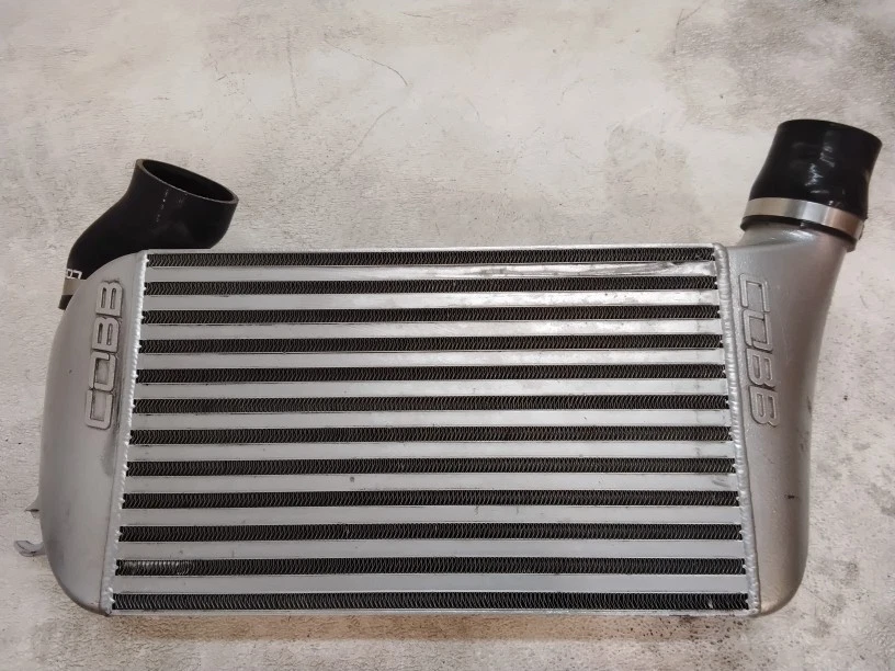 Intercooler COBB para Subaru WRX 2016 Foto 1 de 4
