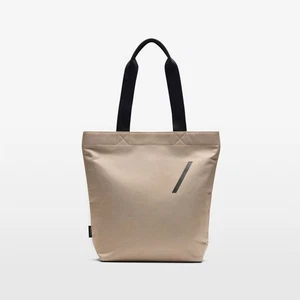 VOLVO bolso lila - Imagen 1 de 5