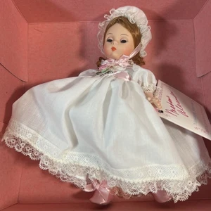 Little Nanny Etticoat 428 - Storyland Series - Madame Alexander Doll - Picture 1 of 4