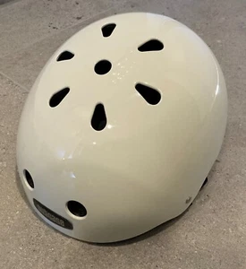 Modischer Fahrradhelm für Erwachsene in weiss - Bild 1 von 6
