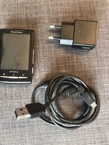 Sony Ericsson Xperia - Picture 1 of 6