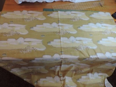 Marty Goes To Mars Tela de Algodón Extraterrestre Marciano Nave Espacial Verde Foto 1 de 4