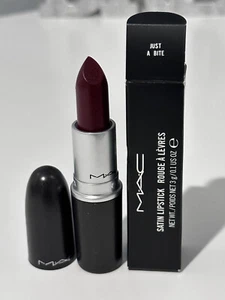 MAC Satin Lipstick JUST A BITE - Picture 1 of 1