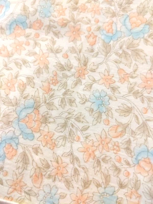 Cranston Print Works Schwartz Liebman Floral  Fabric Cotton 3 Yards & 30" x 43" - Image 1 of 4