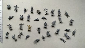 RISSIAN SOVIET WW2 39-45 1/72 AIRFIX ? ITALERI ? REVELL ? M393 - Imagen 1 de 1