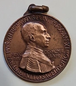 PENDANT - POPE PIUS XII, BRASS, by MISTRUZZI, 1.9cm (.76 In.) - Bild 1 von 3