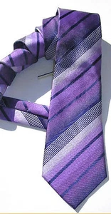 Corbata para hombre Alfani NUEVA púrpura a rayas cuello $49 A2055 - Imagen 1 de 3