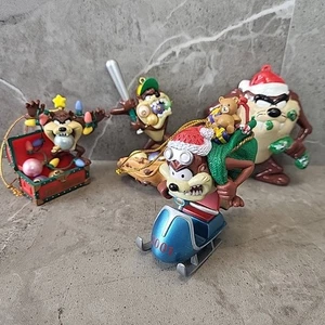 Lot 4 Vintage Looney Tunes Christmas Ornaments TAZ VGUC - Picture 1 of 11
