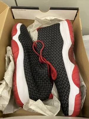 Air Jordan Future Premium Bred usadas talla 11,5 Foto 1 de 3