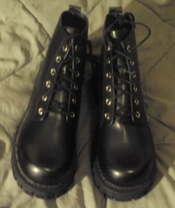 Delia's Dollskill Combat Adolescente Artesanal Botines Negro Talla 15 Travesti - Imagen 1 de 6