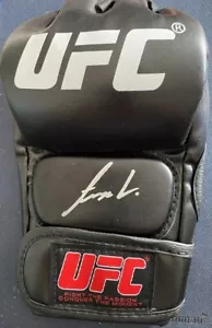 ALEXANDER VOLKANOVSKI SIGNED GLOVE +photo proof - Bild 1 von 3