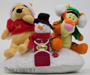 Disney Christmas Winnie the Pooh Tigger Musical Friends Plays Jingle Bells - Picture 1 of 2