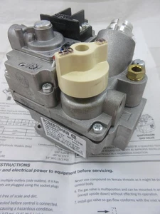 ROBERTSHAW 700-400 7000BER 4B1-501-517 STEHENDER PILOTOFEN GASVENTIL - Bild 1 von 8